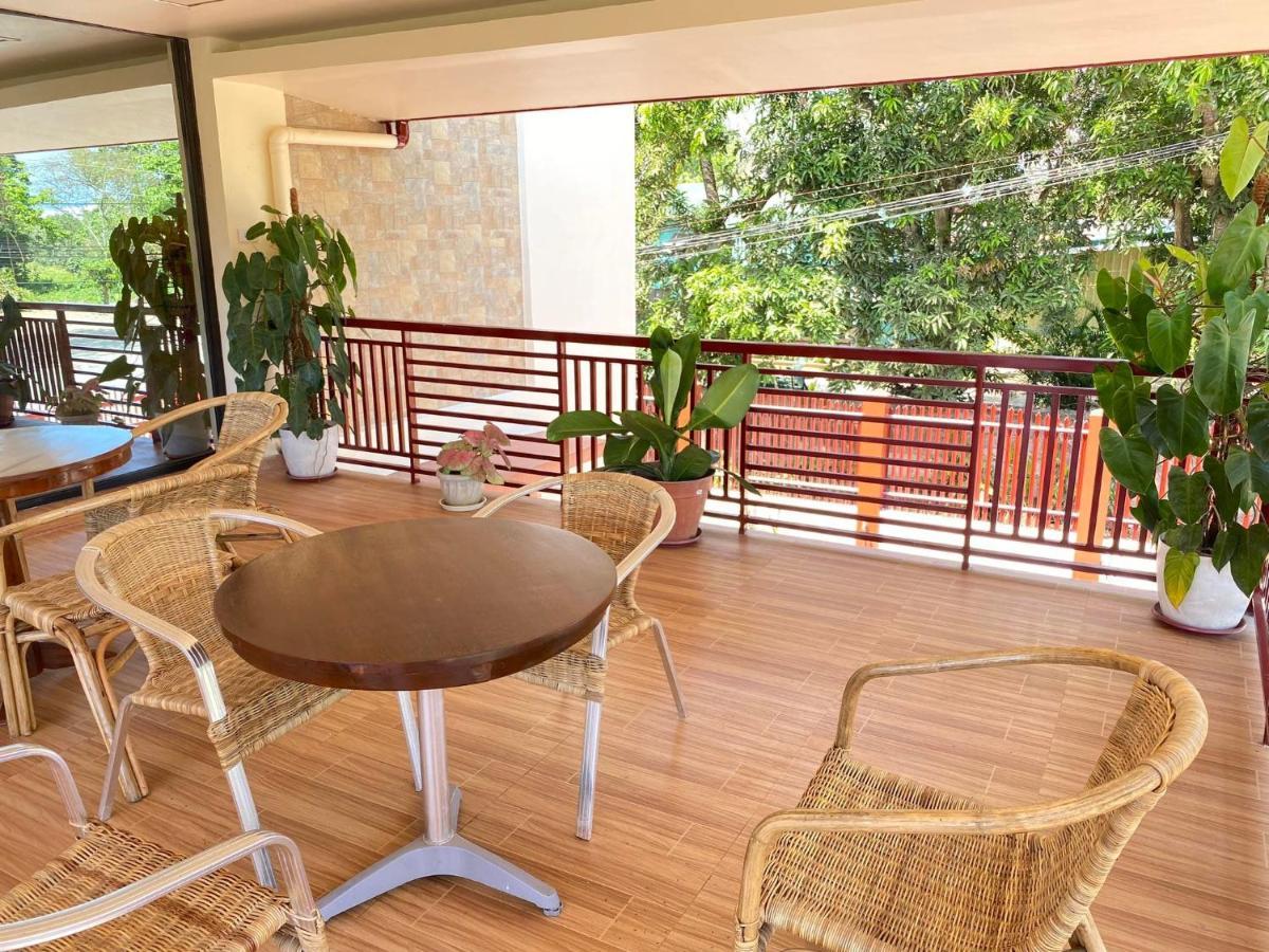 Tessie'S Home Stay Bed & Breakfast Puerto Princesa Dış mekan fotoğraf